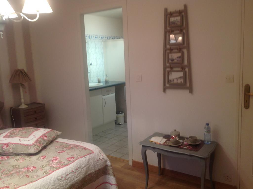Bed and Breakfast Au Jardin D'Eloise Tremereuc Exterior foto